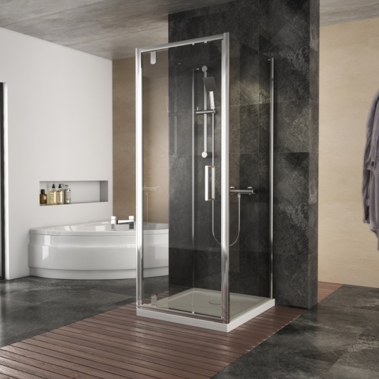 small bathrooms showers cubiles pivot