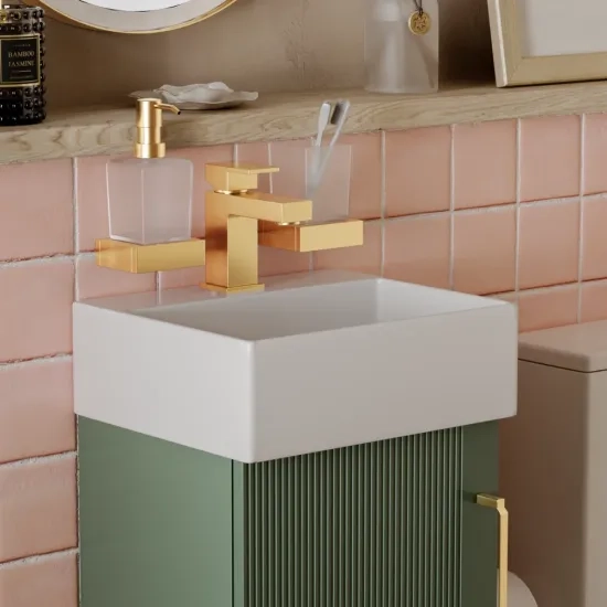 Celeste Linear 325 Green Small Suite