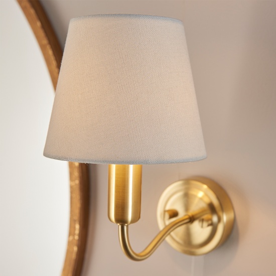 Metal Wall Light: 1 Bulb