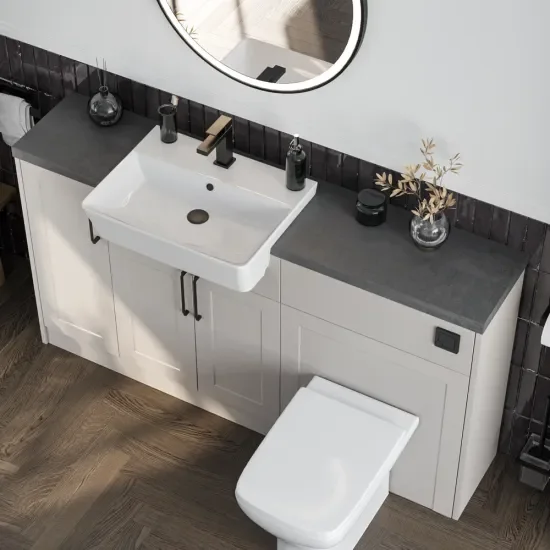 Oliver 1400 Cashmere Shaker Fitted Furniture