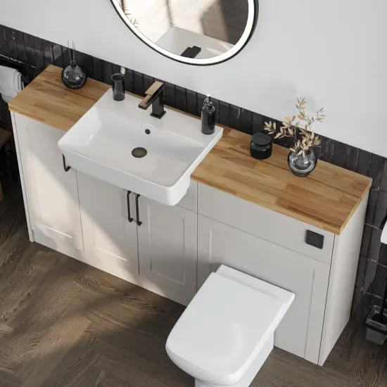 Oliver 1400 Cashmere Shaker Fitted Furniture